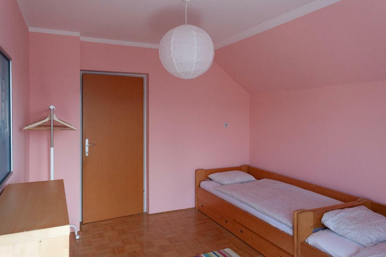 Vacation Home Sofia 지고르니예 고르예 외부 사진
