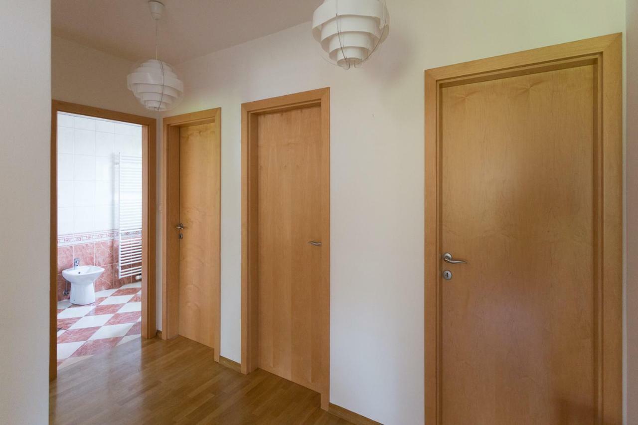 Vacation Home Sofia 지고르니예 고르예 외부 사진